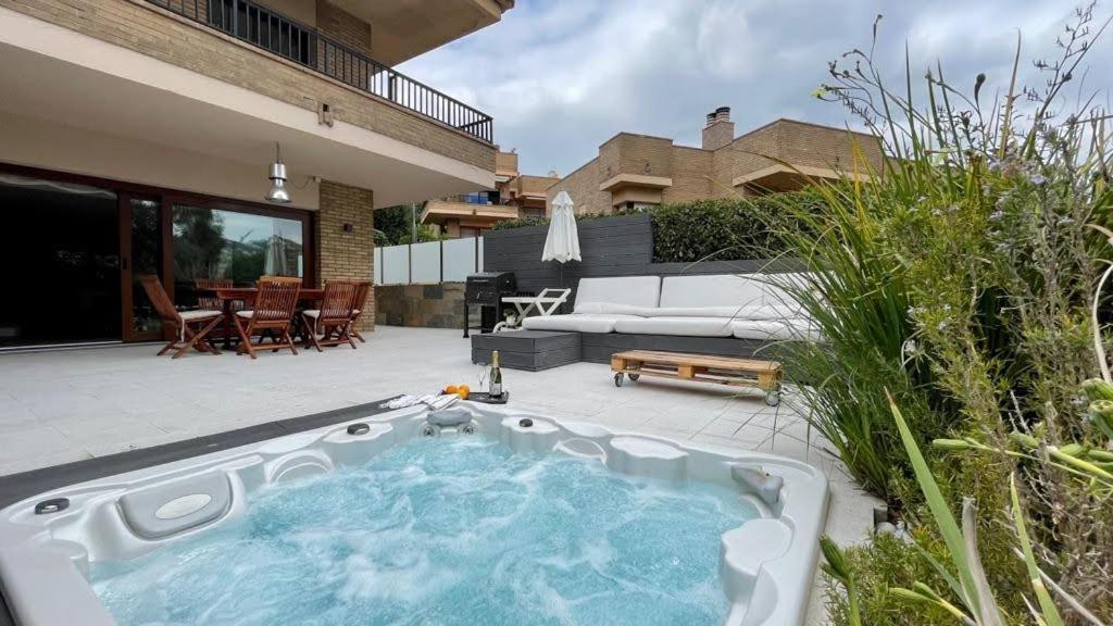 Villa Residencial Bella Donna Lux House, Jacuzzi Y Piscina Privada Lloret de Mar Esterno foto